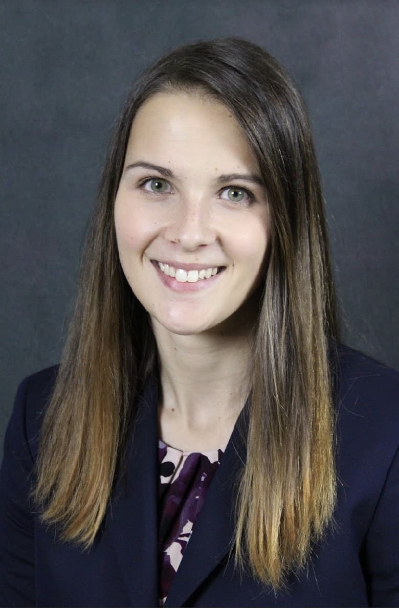 Dr. Vanessa Schuster